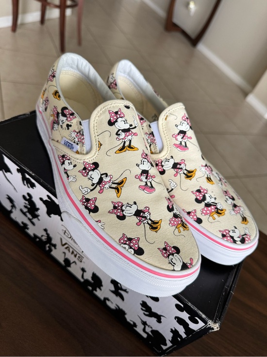 Vans Shoes - Vans Slip-On Sneakers - Beige Minnie Mouse Print 8.5M 10W